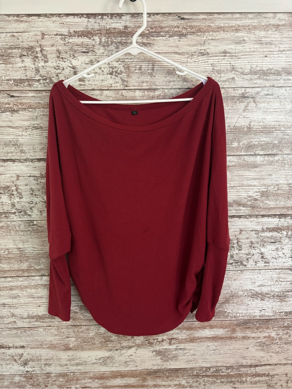 Relaxed Boatneck Women's Top - Burgundy